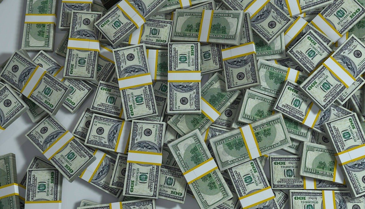 Banking & Financial Services